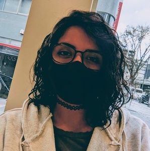 Meet your Posher, Karína